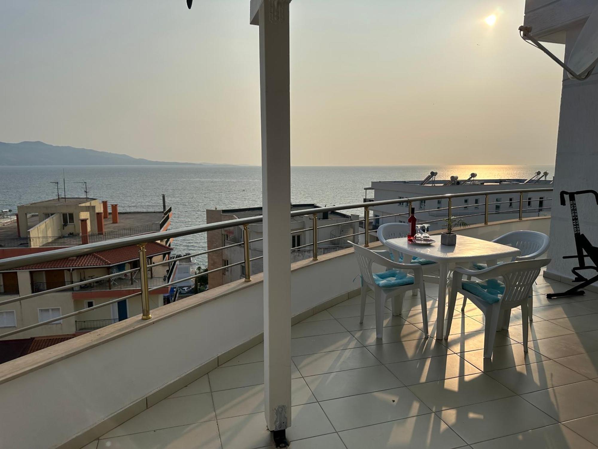 Sunny Coast * Sarandë