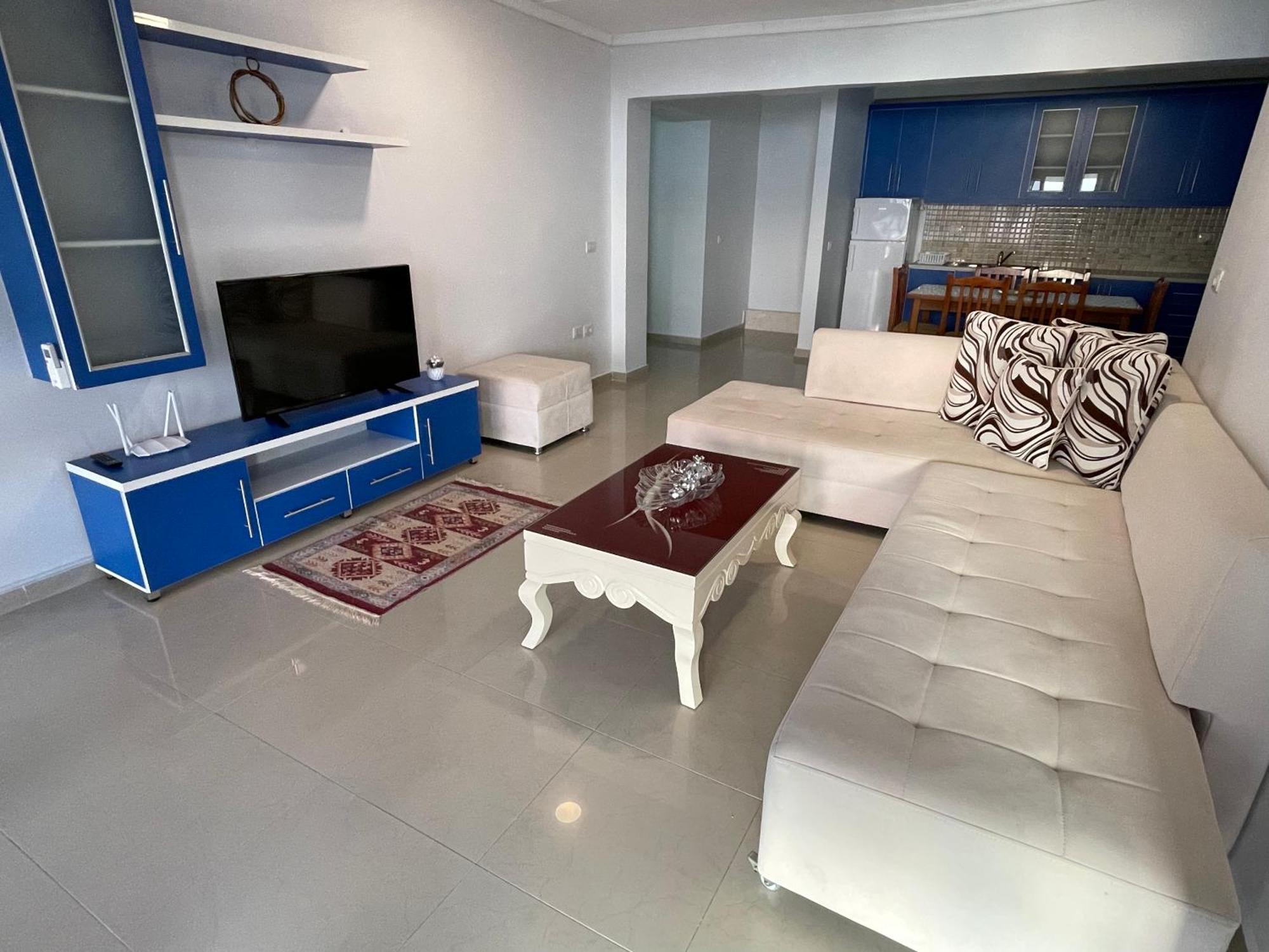 Sunny Coast Apartment *